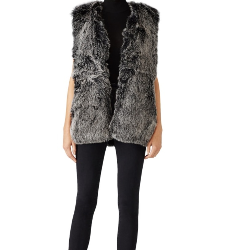 Raga Viloria Faux Fur Vest